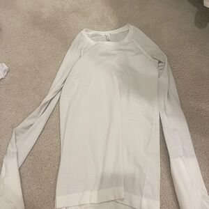 Lululemon white long sleeve swiftly tech size 4
